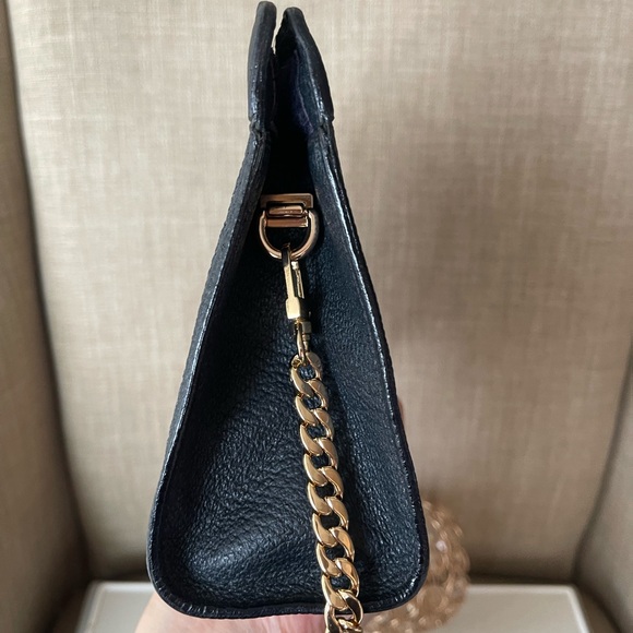 Authentic Gucci vintage web sherry line clutch bag 89.01.001 (D7133) - Picture 5 of 14